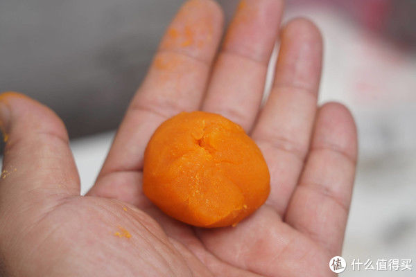 黄馅|老纪烘焙工坊 篇三十:中秋节它来了!今年教你奶黄流心月饼,好吃的不行,而且非常简单,有手就行