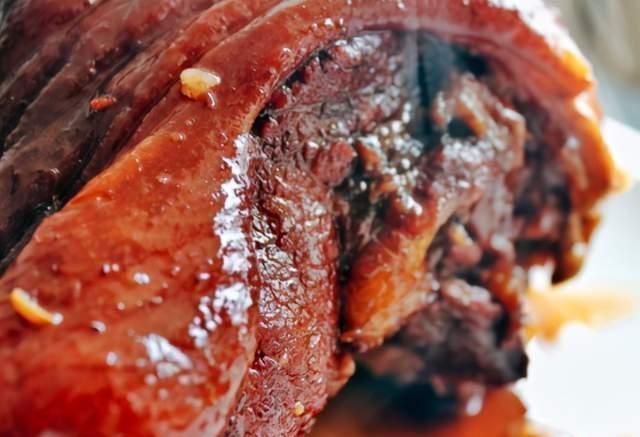 20块钱一斤,冬天要多吃,比牛羊肉还好,卤着吃软烂脱骨还解馋