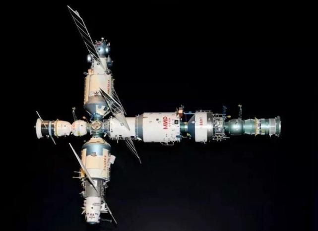 國(guó)際空間站換新電腦了，這次是哪個(gè)廠商提供的？要求有多高？