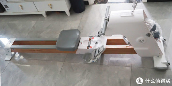 划船机|运动相关 篇一：全身锻炼称神的运动器材，野小兽R15水阻划船机测评！