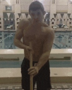 |搞笑GIF: 这样的新娘要不得 客人刚新娘就原形毕露了