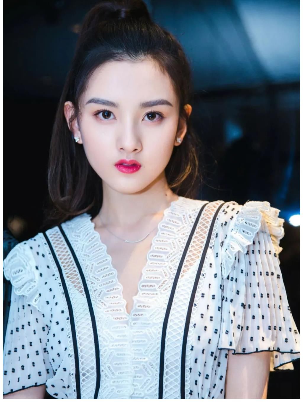 大本營(yíng)|《快本》里玩?zhèn)€游戲，網(wǎng)友嗑出了兩對(duì)cp！宋祖兒這體質(zhì)也是厲害