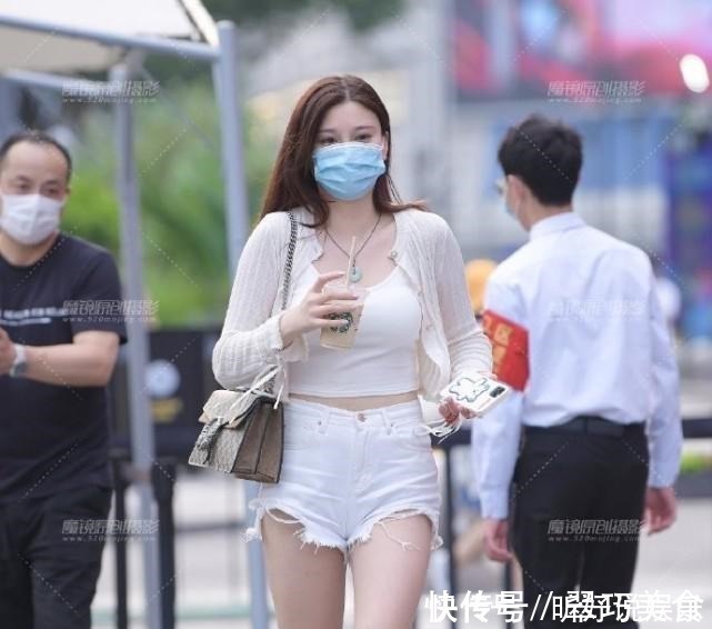 运动系 运动系穿搭现在已经有点“冷门”了,但这不代表它就不美