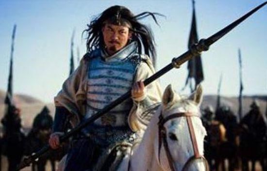 偏偏|刘备招降马超之时，关羽赵云都能一战，为何偏偏要派张飞上阵？