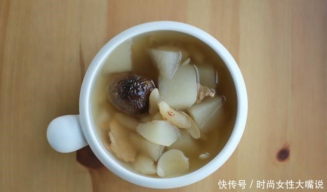 打工人晒晚餐,3菜1汤40分钟搞定,网友效率真高,抄作业