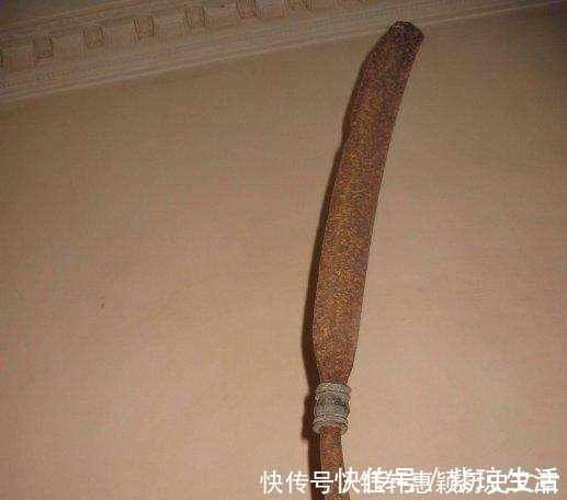 吴钩|秦兵马俑出土一把“屠夫之刀”,却因一个特殊弊端,绝迹千年了