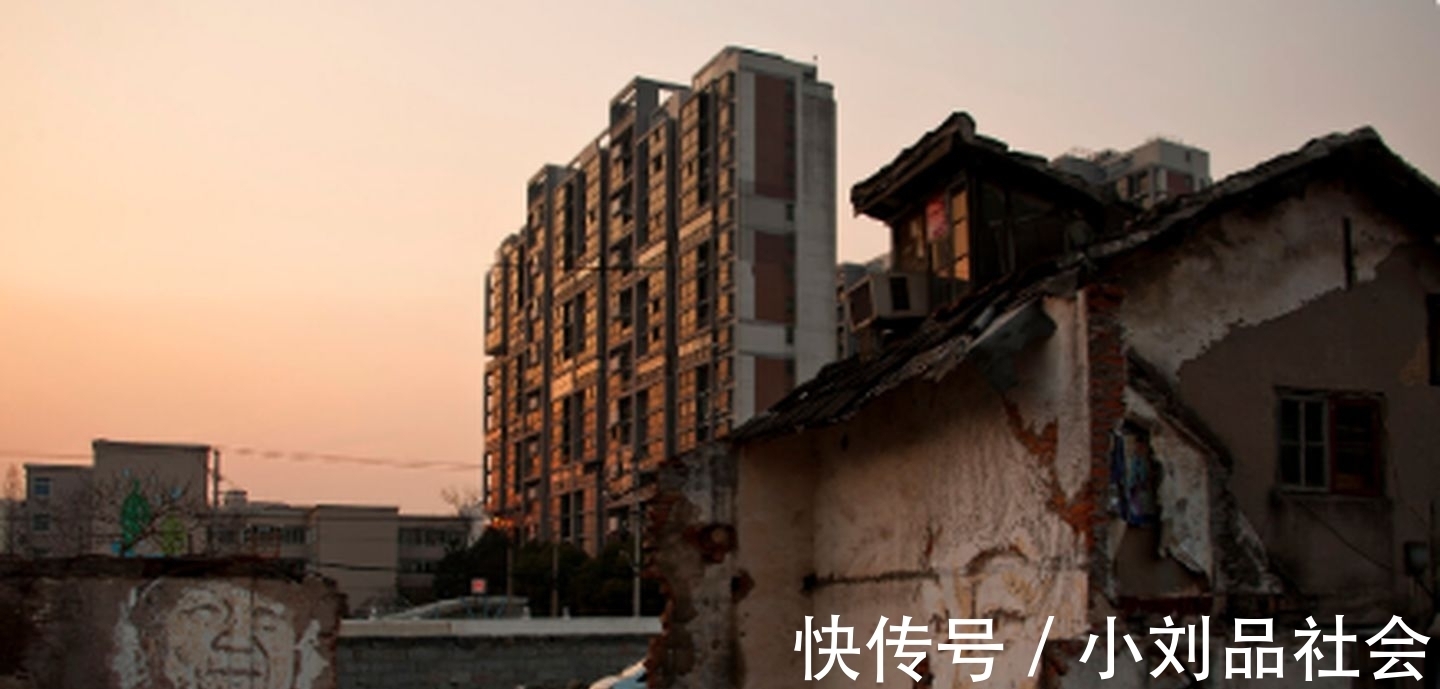 试点|城镇化率超63%,住建部表示不会停止拆迁,超20年老房开始试点