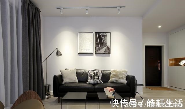 茶几|我家客厅没有买茶几,而是放了两个小凳子,来参观的亲戚都夸漂亮!