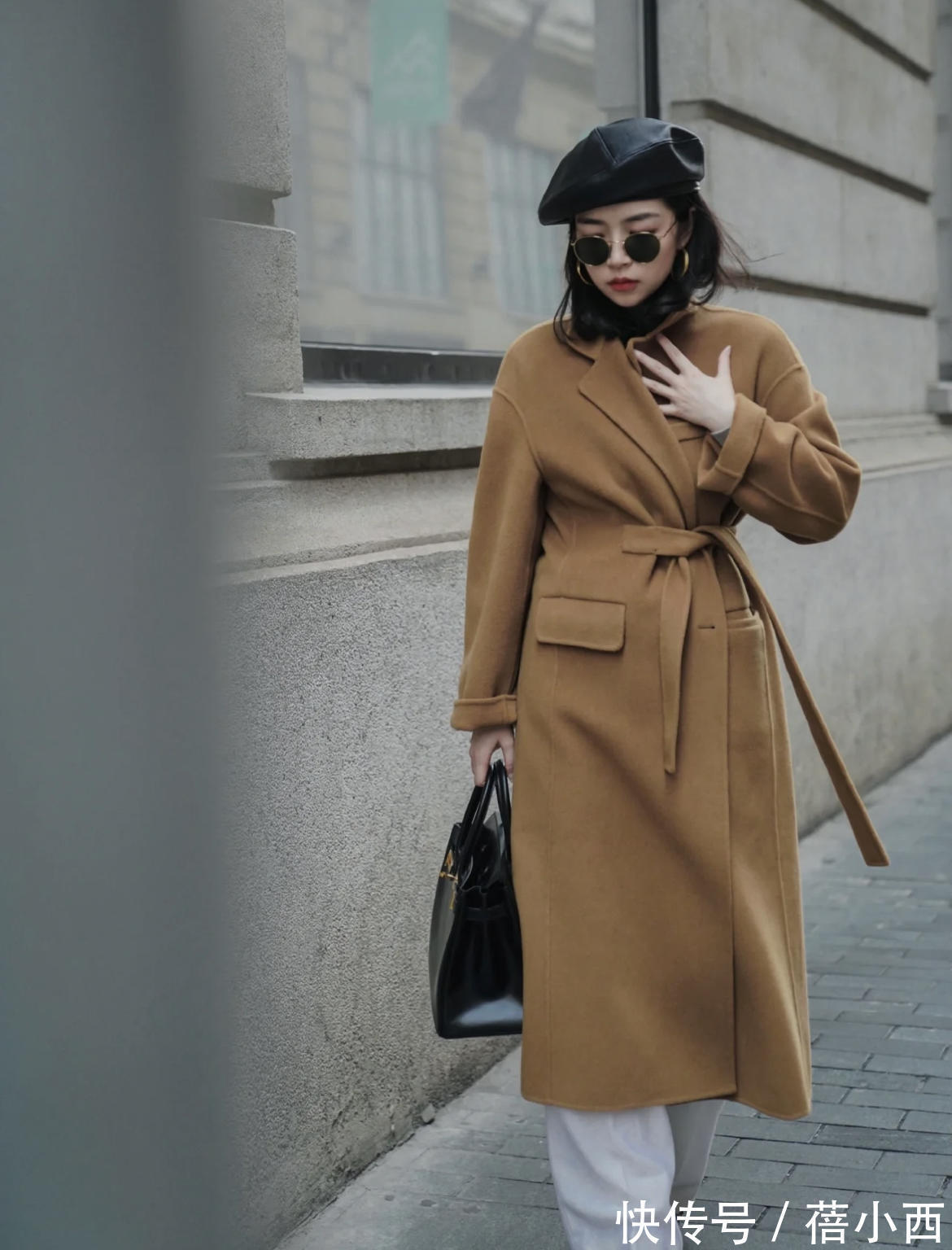 博主|冬季最流行的是“大衣”,跟三木穿4个高级款,搭配裤子裙子都美