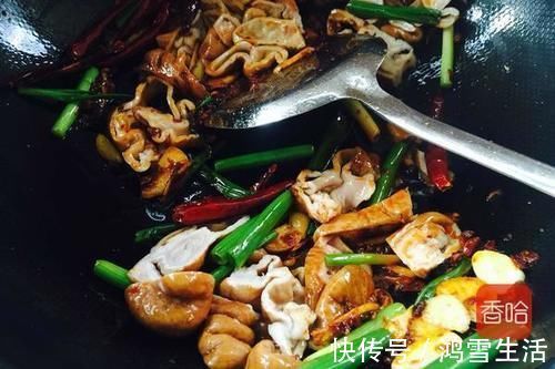 郫县豆瓣|让肥肠好吃10倍的秘诀！照着做软烂入味，出锅香翻天