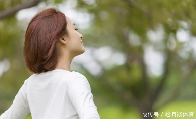 健康|肺不好的人,脸上会亮起3个“红灯”,若一个没有,恭喜肺很健康