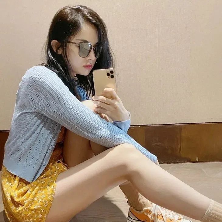 bm|成千上万的女生在三里屯做BM女孩