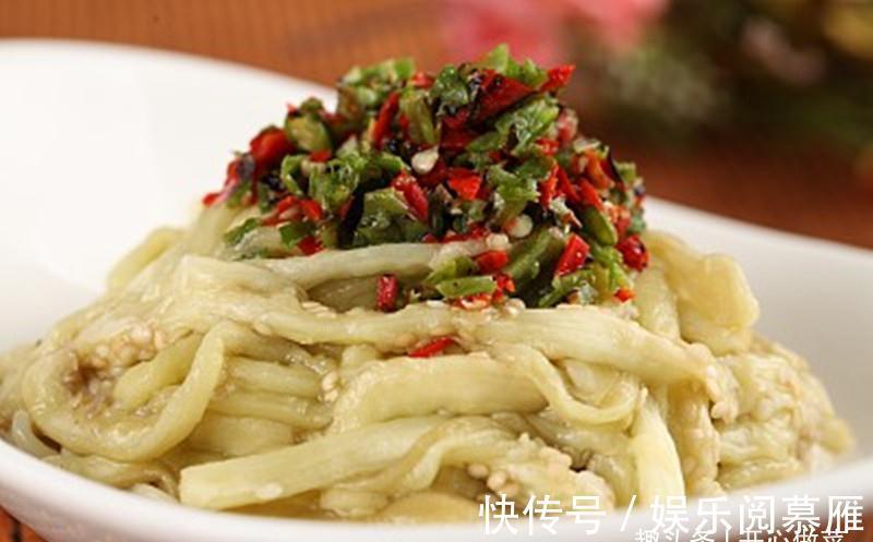 南瓜条|精选美食：家常蒸茄子，椰香南瓜条，滑炒鸡胸肉的家常做法