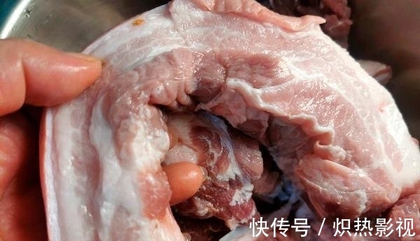 吃肉的季节来了，五花肉蒸芋头，你馋了吗？