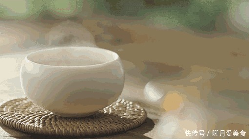 女子|43岁女子,头晕眼发黑,查出脑梗,只因一种“零嘴”吃太多