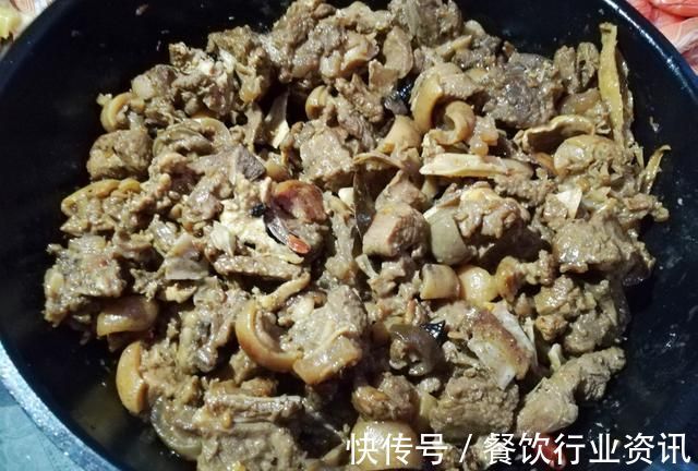 老公大学同学聚会,我做10道菜招待,同学:土豪,全是硬菜