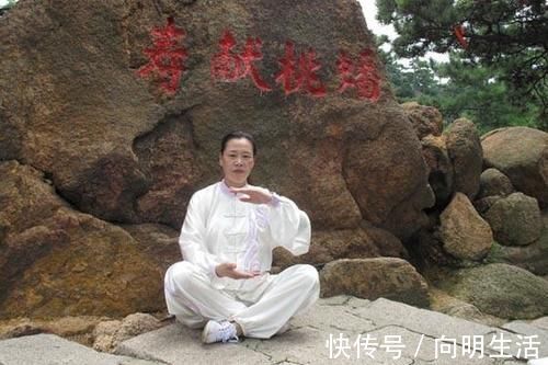 体重|男性60岁以后,体重多少易长寿?该如何维持正常体重?