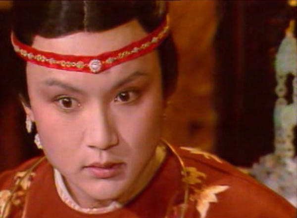 晴雯&贾宝玉送2条旧手帕,到底是啥情谊,让黛玉浑身火热,满面通红?