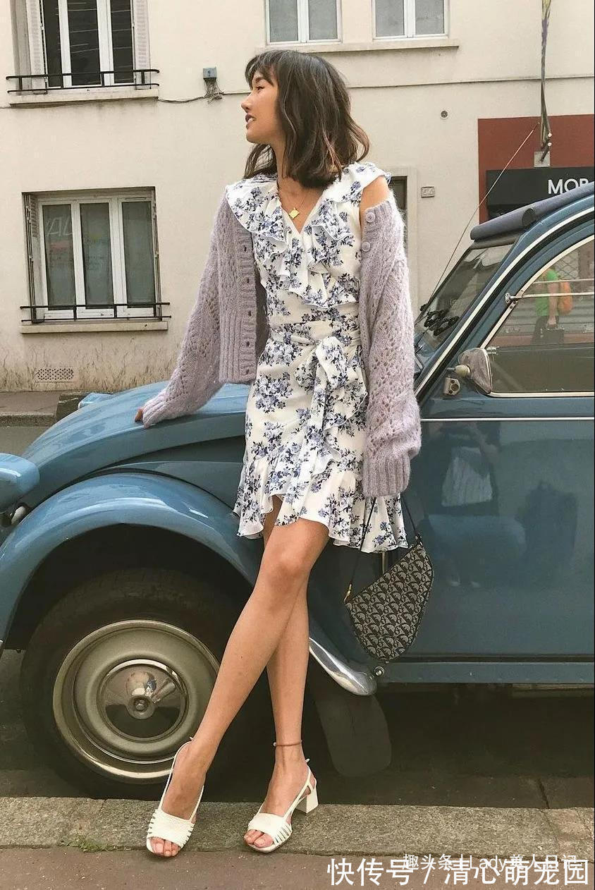 穿搭 穿裙子搭薄外套时，记住“1个要点+风格调和”，领悟穿搭思维稳赢