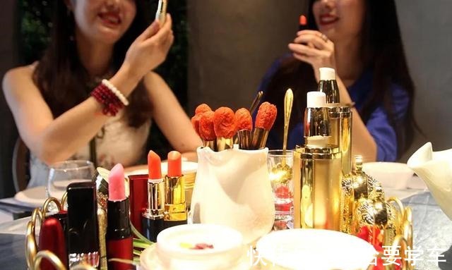 YSL 2021“断货王”口红排行,阿玛尼YSL上榜,到底谁最值得买!