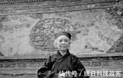 道家|武当道姑118岁坐化, 曾出现返老还童迹象, 90岁邵逸夫拜她为师