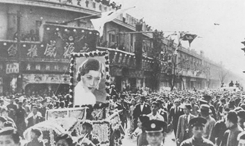 吃瓜群众#她被称为民国第二美女,死后20万人送葬,鲁迅先生为其写文