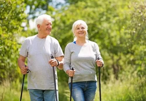 结节|甲状腺结节可以吃核桃吗？提示：想要散结，“3种零食”需少吃