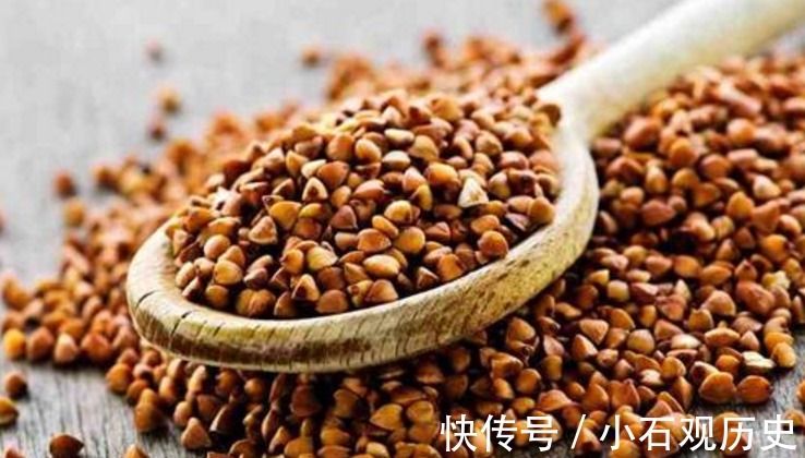 食物|不想血管“爆裂”医生常吃以下2食物,跟高血压拜拜