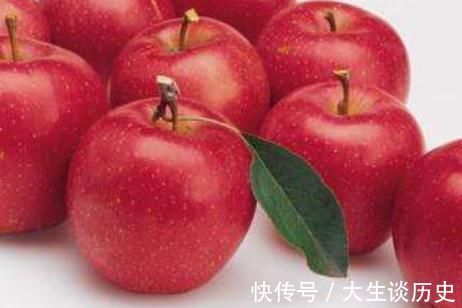 女人|早上空腹吃“苹果”，身体会收获“3个好处”，第2个女人更喜欢！