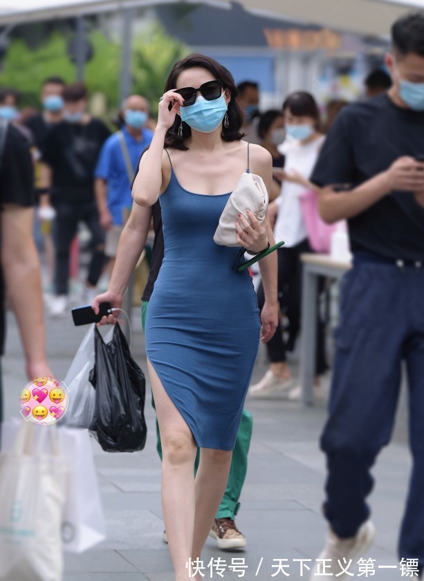 紧身|紧身吊带裙,洋气优雅,更显美丽芳华