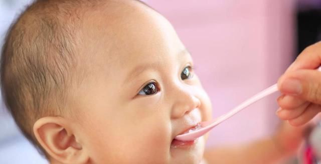 添加|7个月宝宝体重不增加，宝妈带孩子去医院，医生：多此一举！