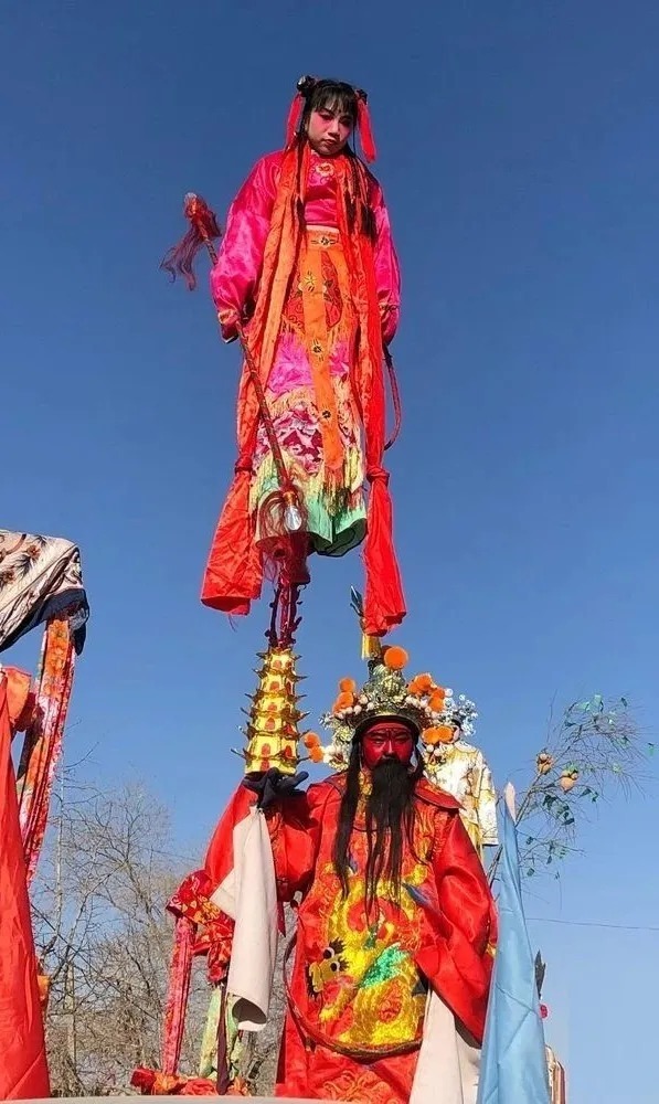 空中|高台有种表演被称为“空中芭蕾”,您看过吗