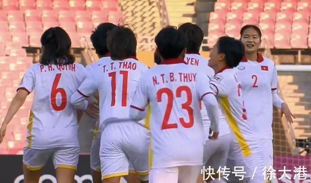 世界杯|4球被吹!中国女足3-1逆转进4强+获得世界杯门票,王霜独造3球