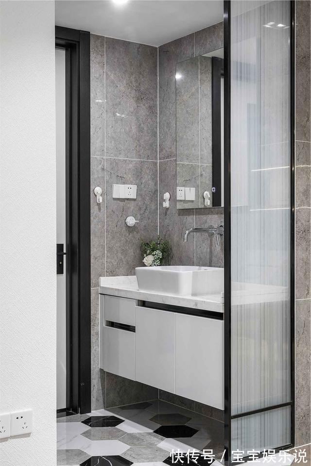 玻璃|卫生间光做干湿分离还不够,9种洗手池隔断,精致美观又实用