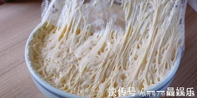 自从面食学会这样做,再也不蒸馒头了,全程手不碰面,简单又好吃