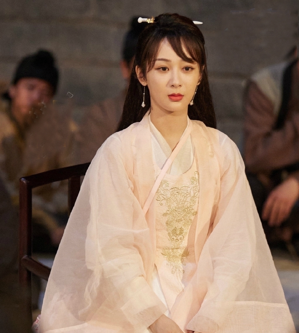 节目|《萌探》真敢玩！黄子韬大喊“我又不暗恋杨紫”，杨紫回应绝了