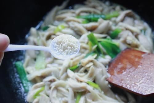 腊月,宁可少吃猪肉,也别错过这菜,滋补又解馋,不懂吃可惜了