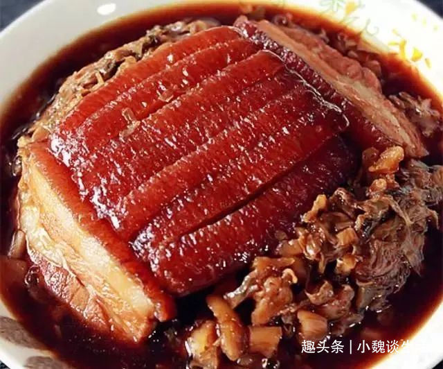 梅菜扣肉的16种做法，肉烂菜香汁亮，入口即化肥而不腻