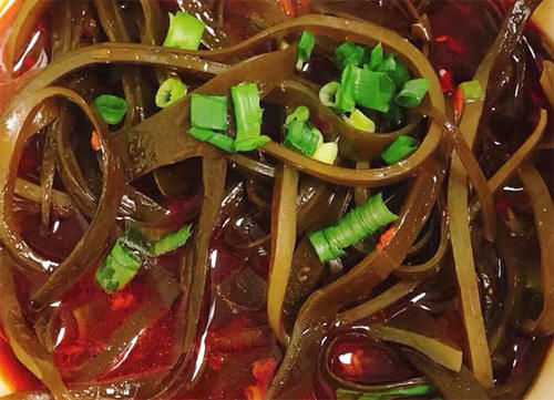 湿气|小暑往后盛夏全是40度暴晒，孩子多吃凉拌菜，清脆爽口，开胃下饭