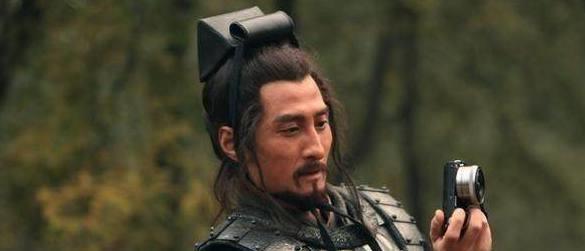 本意|刘邦送来一食盒,本意警告功臣不准造反,不曾想他一闻,立马造反