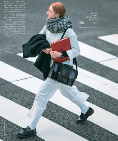 女人保持年轻感的窍门，搭配上做到这3点，就算40岁也不容易显老