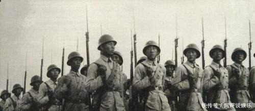 华野|孟良崮战役危险一幕,黄百韬差点救出张灵甫,华野阻击部队被打光