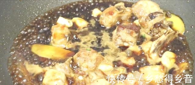 铲子|今天才知道，糖醋排骨少做这一步，好吃还不油腻！