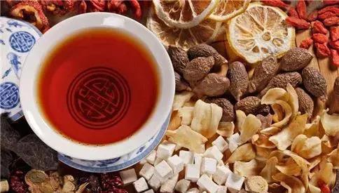 不起眼的紫斑,可能是大病的预兆!