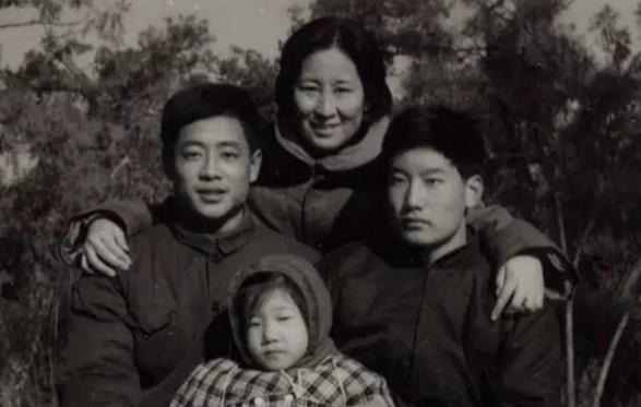 英年早逝|《小兵张嘎》罗金宝,45岁英年早逝,妻子独守空房51年,养大3娃