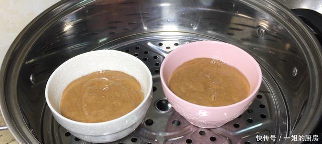 发糕|自从做了这个面食，连面包都省了，手不沾面，筷子一搅，松软香甜