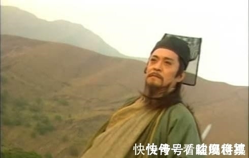 伪君子#华山派有一绝世神功,远胜辟邪剑谱,岳不群却视而不见偏要自宫