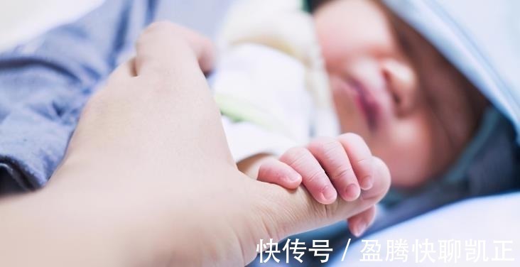 发育|想让宝宝睡的香、大脑发育好,要多摸这几个部位,好处多多