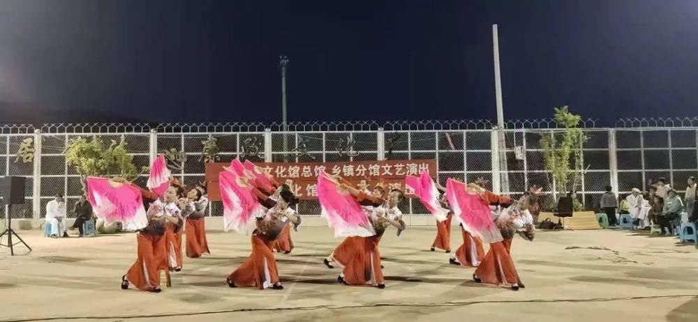  家门口|送戏下乡，让群众在家门口乐享“文化大餐”！