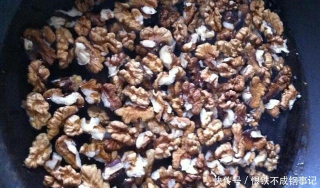 腊八节喝腊八粥,掌握一个小技巧,腊八粥香浓好喝,营养又美味